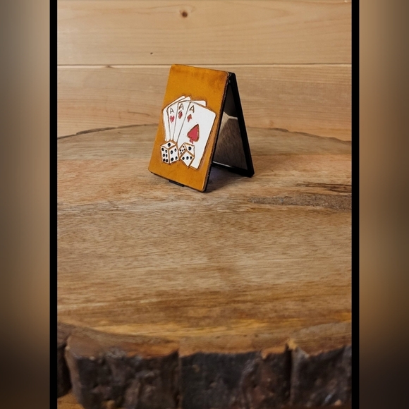 Hand tooled leather Mirror Travel size - Picture 1 of 3